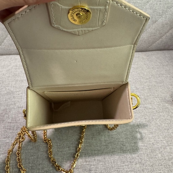 Lola gradient chain phone case - Picture 10 of 10